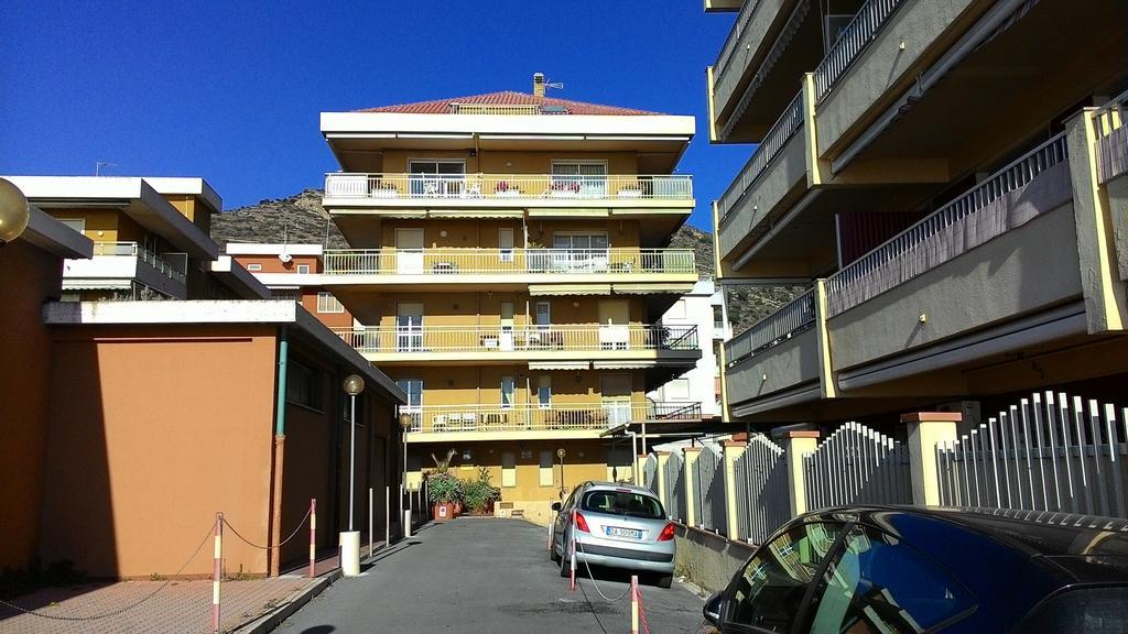 Appartamento Giusy Ventimiglia Exterior photo
